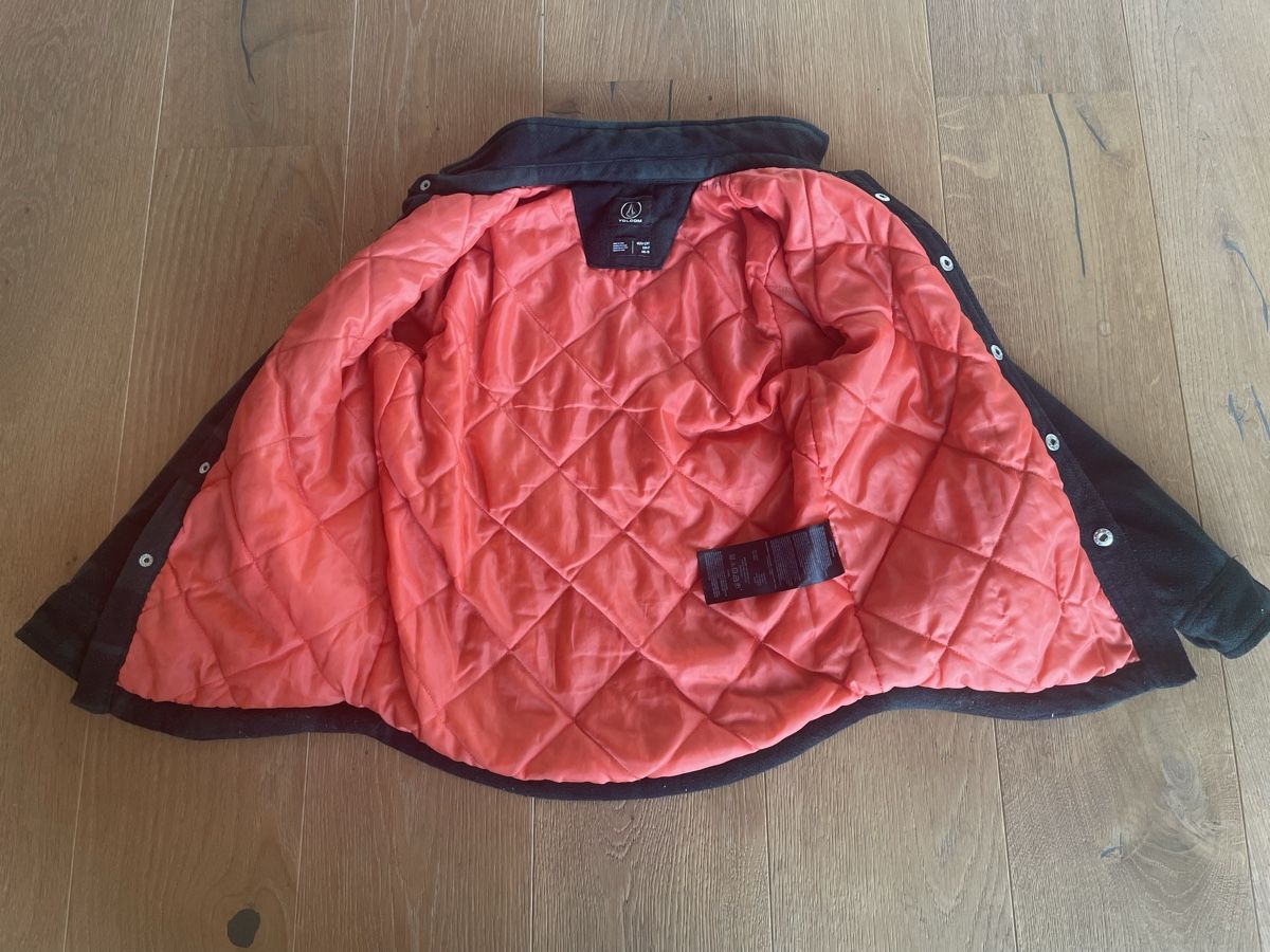 Volcom Giacche & Cappotti: Übergangsjacke – Usato da Aarwangen venduto da erd_ngx8 2
