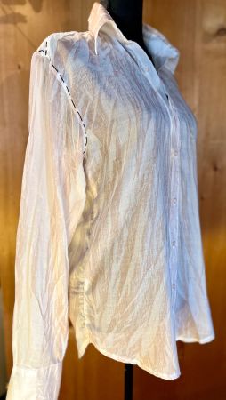 Legere sommerlich - transparente Hemdbluse der Marke GANG