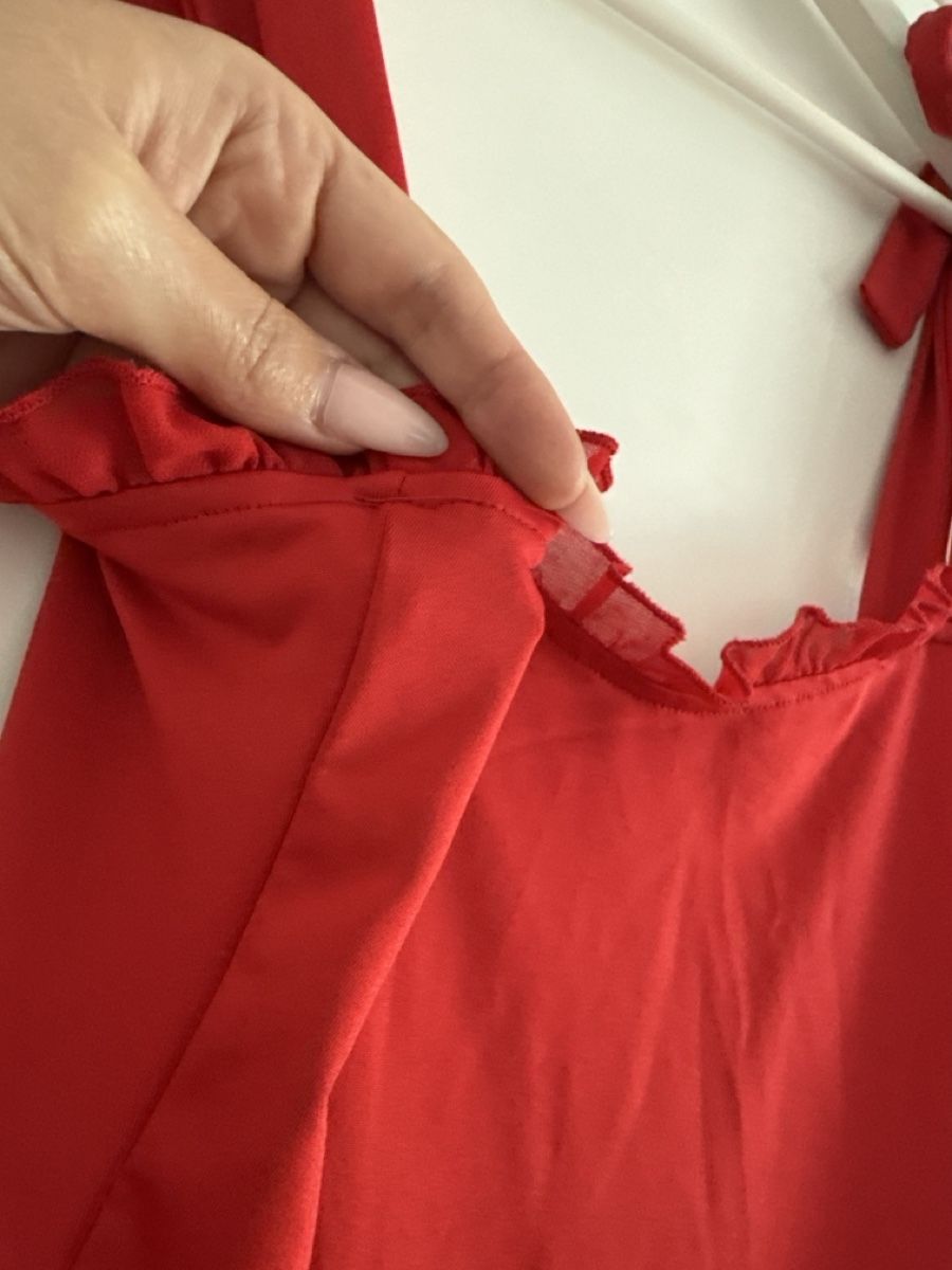 Robes: Kleid – Neuf (Voir description) à Kriens par g_b_mk7j 3