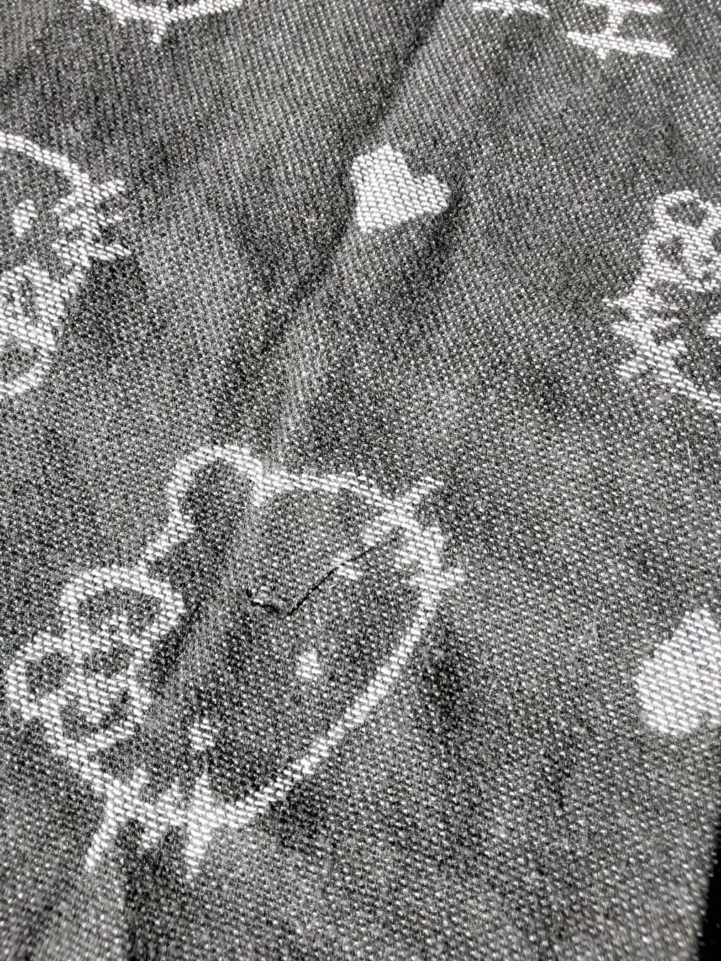 Foulards, Tücher & Schals: HELLO KITTY SCHAL – Gebraucht aus Biel/Bienne von dasi3 4