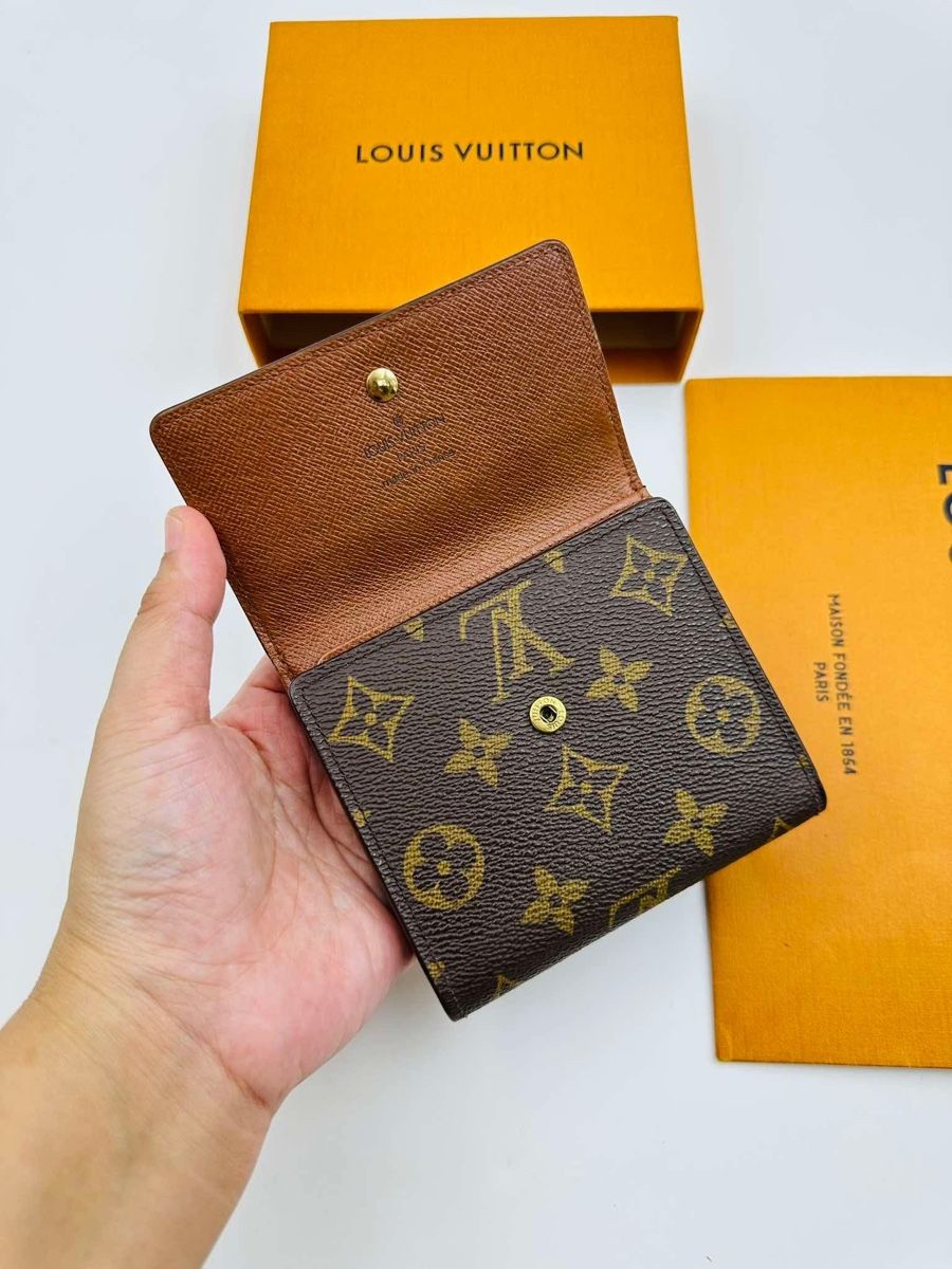 Louis Vuitton Portafogli: Louis Vuitton Portemonnaie Elise – Usato da Widnau venduto da Pukpan_99 1
