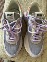 A vendre Baskets femme GHoud taille 37
