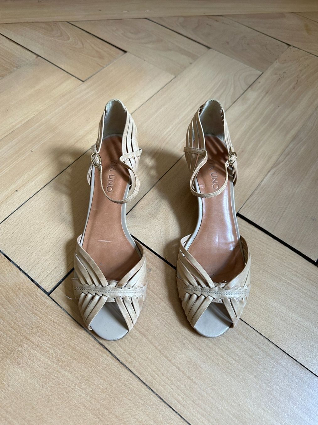 Scarpe da donna: VIA UNO - Leder Peeptoe Sandale hellbraun 37 – Usato da Zürich venduto da Diazaio 1