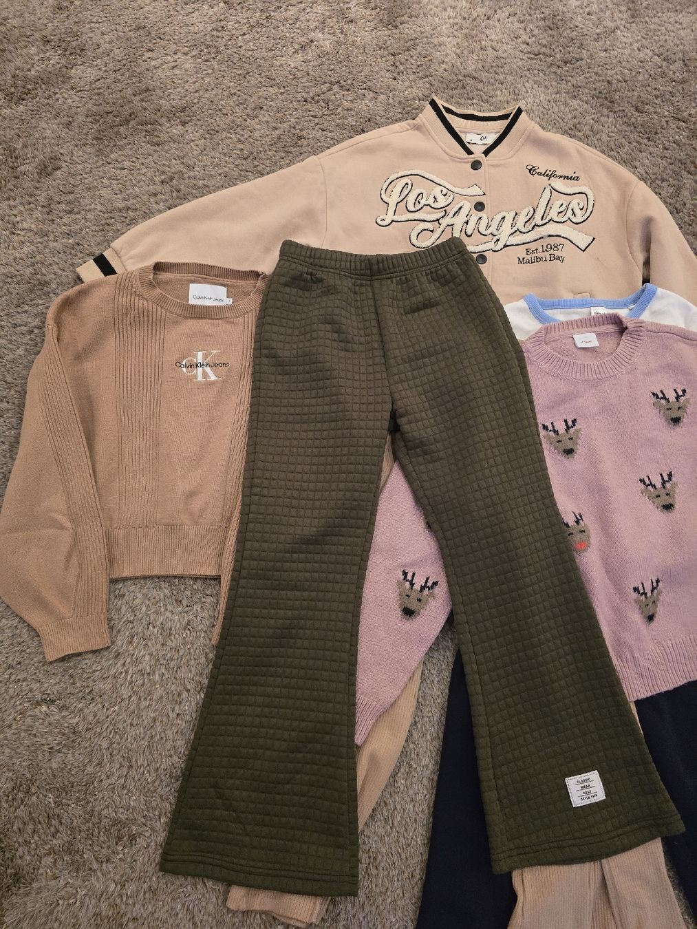 Calvin Klein Ensembles coordonnés: Kleiderpaket "Herbstkleider Gr.128- 134 – D'occasion à Rorschacherberg par Olgamedved 6