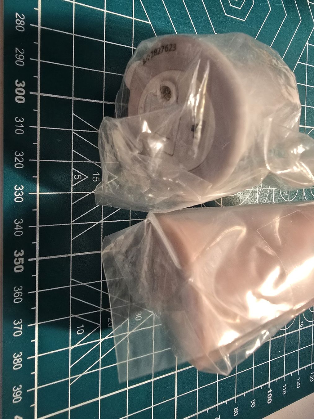 Statuette: stray kids skzoo mini lamp – Nuovo e nell'imballaggio originale da Neuchâtel venduto da mag_q5kc 2