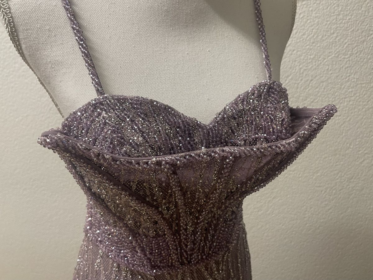 Vestiti: Lila Glitzerndes Abendkleid, Grösse 36-38 – Usato da Stallikon venduto da oez6e 6