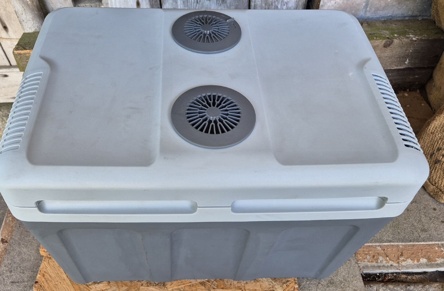 Réfrigérateurs et refroidissement: Weber KB40 Kühlbox 40L 12V – D'occasion à Gunzwil par corolla77