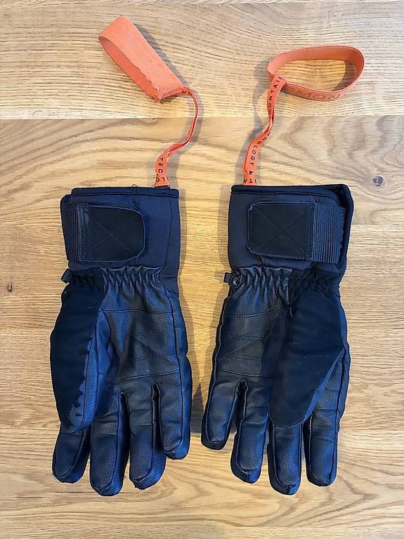 Altri accessori da uomo: Montec Kilo Glove ? Snow Black, XL – Usato da Bad Ragaz venduto da dabombtrimmis 1