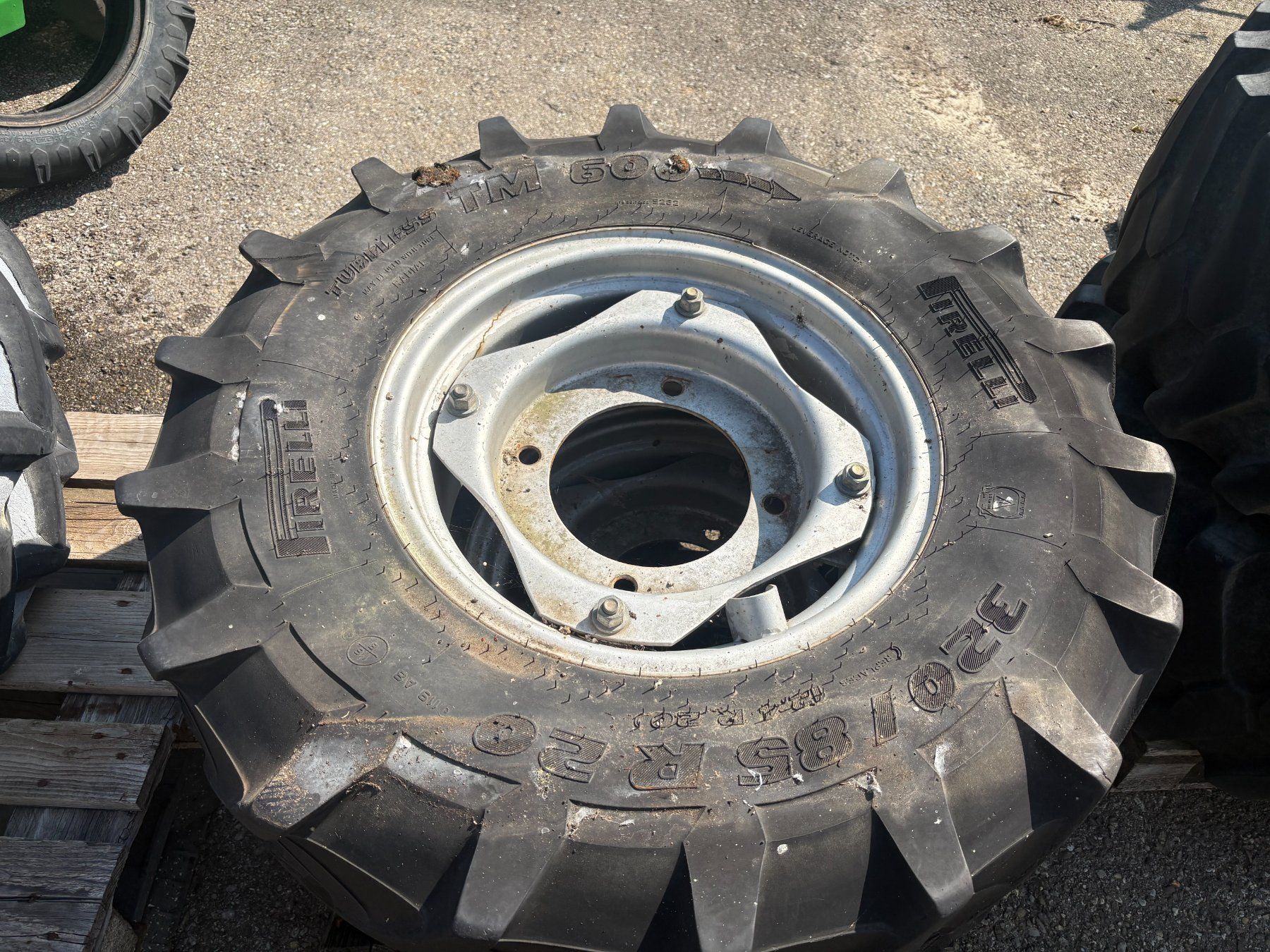 Pneus & Roues: Radsatz 320/85R20 – D'occasion à Lätti par baumi02 1