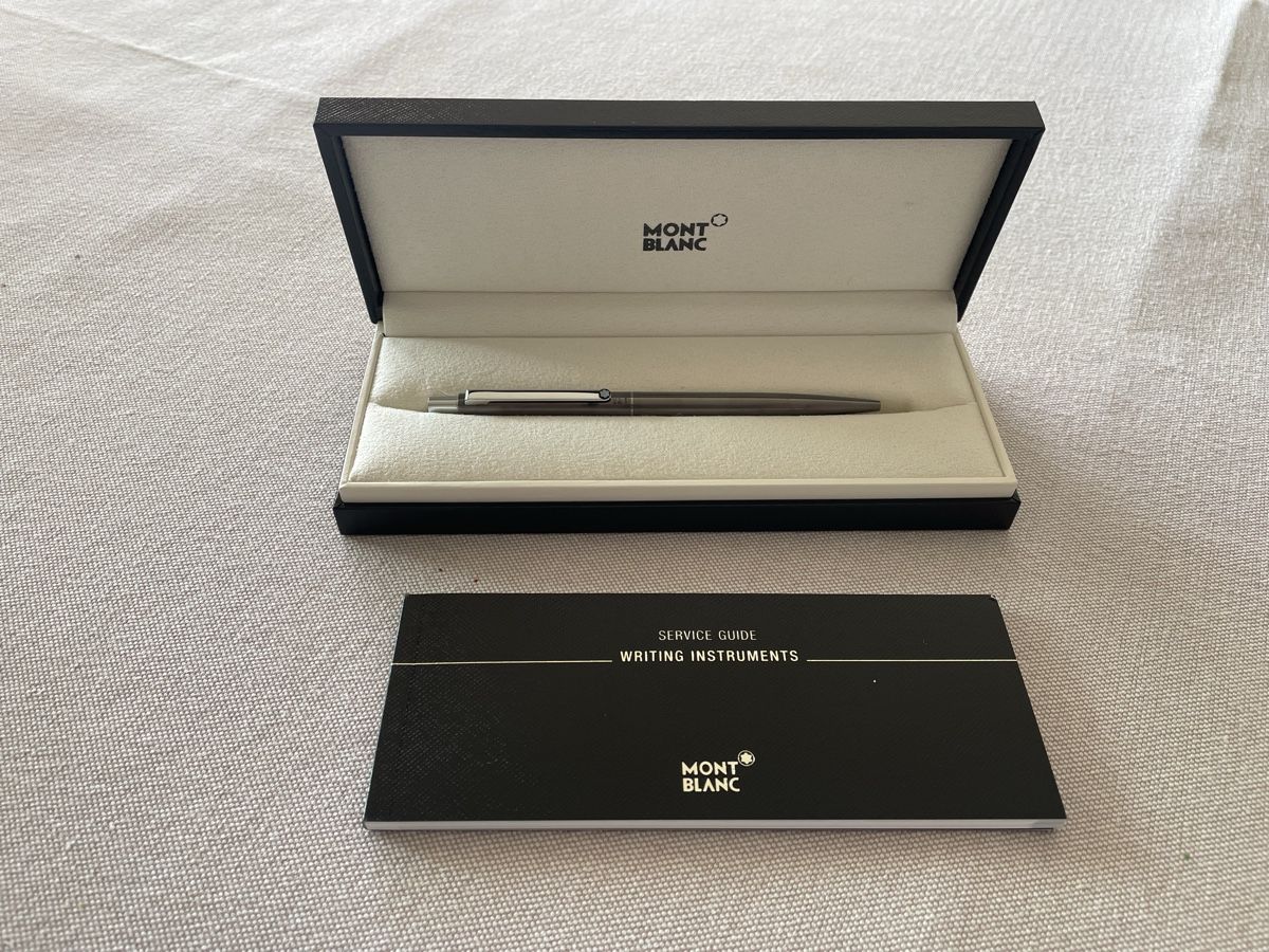 Montblanc Penna & Evidenziatori: Montblanc Kugelschreiber grau  – Usato da Opfikon venduto da J_S_90 2
