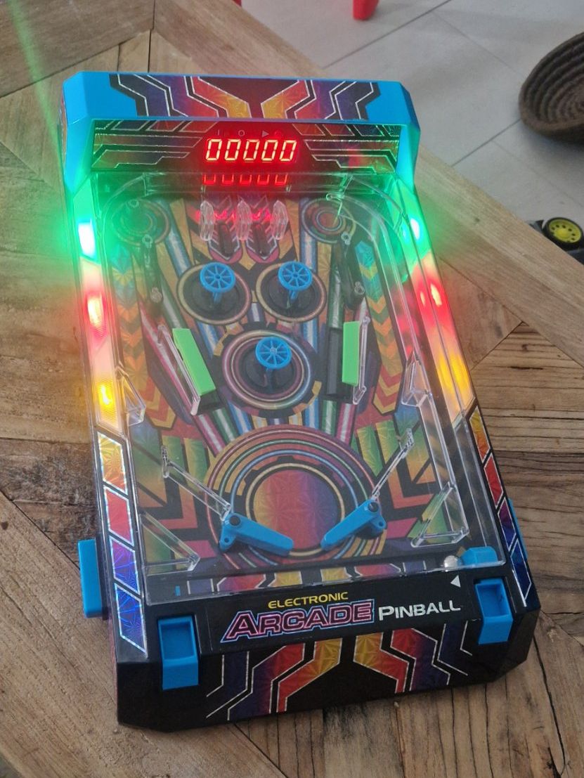 Flipper: Elektronisches Arcade Pinball Spiel Tischflipper – Usato da Oberentfelden venduto da kat_8rks