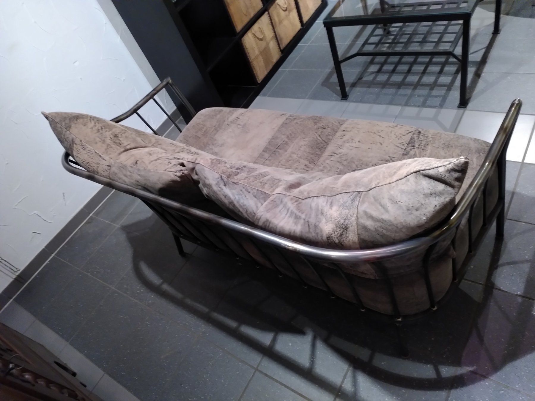 Sofas: Vintage 2er Sofa im Industrie Design – Gebraucht aus St. Urban von pme_f7td 1