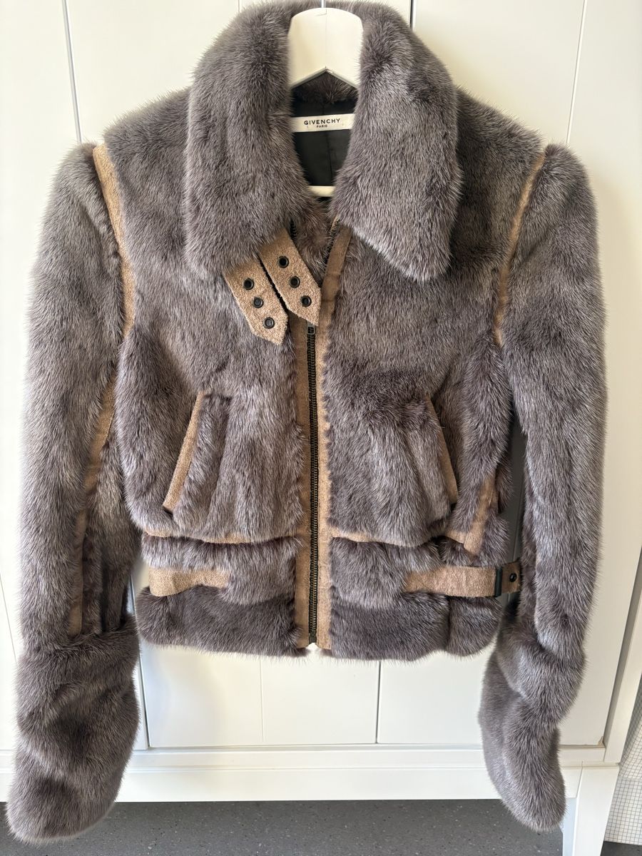 Nerz Jacken: Nerzjacke Givenchy  – Neu (gemäss Beschreibung) aus Meilen von Michael-Elena