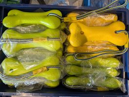 KISTE 》Spielzeug für Hunde, Knochenform mit Seil neu