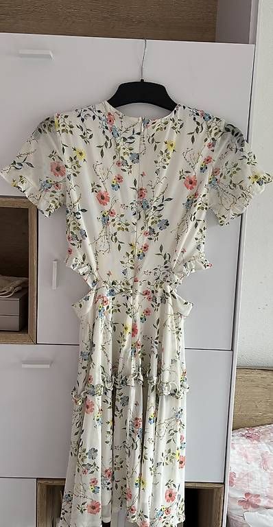 Vestiti: weisses Sommerkleid mit Blüten – Usato da Chur venduto da gio_6rlp 1
