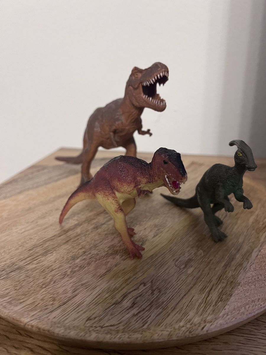 Statuette: Dino – Nuovo (secondo la descrizione) da Langenthal venduto da Nu89