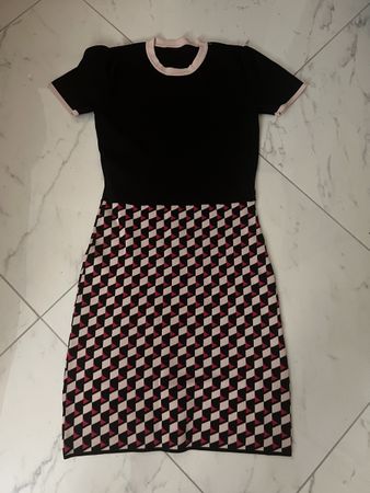 Kleid Grösse M Wie Neu, robe taille M comme neuf