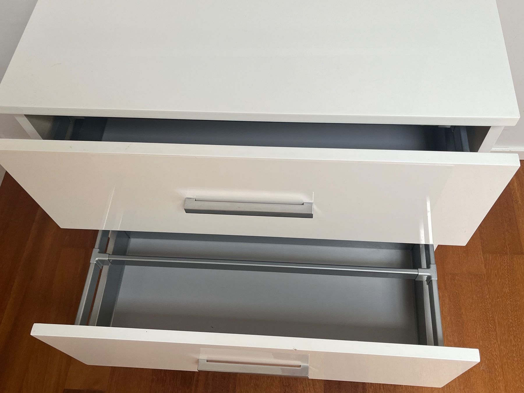 Mobili per bagno: Badezimmermöbel Lupi weiss Glanzlack – Usato da Adligenswil venduto da Schuerch77 4