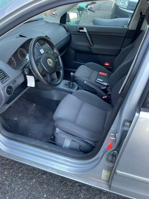 VW Autos: VW Polo 9N (defekt) – Gebraucht aus Steinmaur von KFZAG 2
