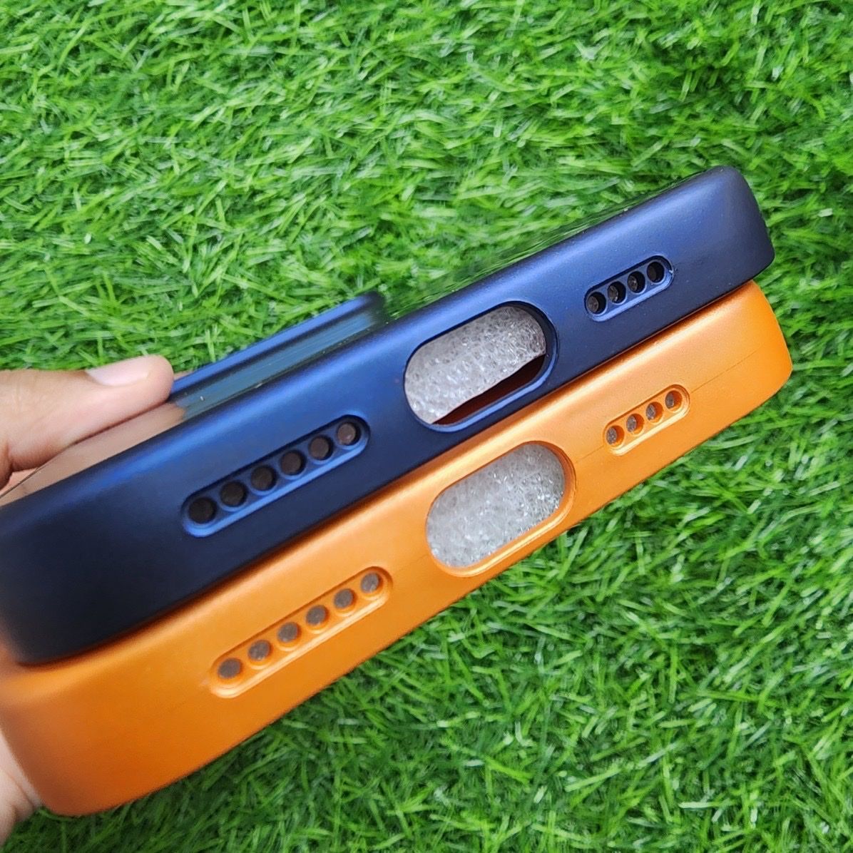Apple Cover & Protezioni schermo: iPhone 15 Pro Max Hülle – Nuovo e nell'imballaggio originale da Winterthur venduto da danyar_1 3