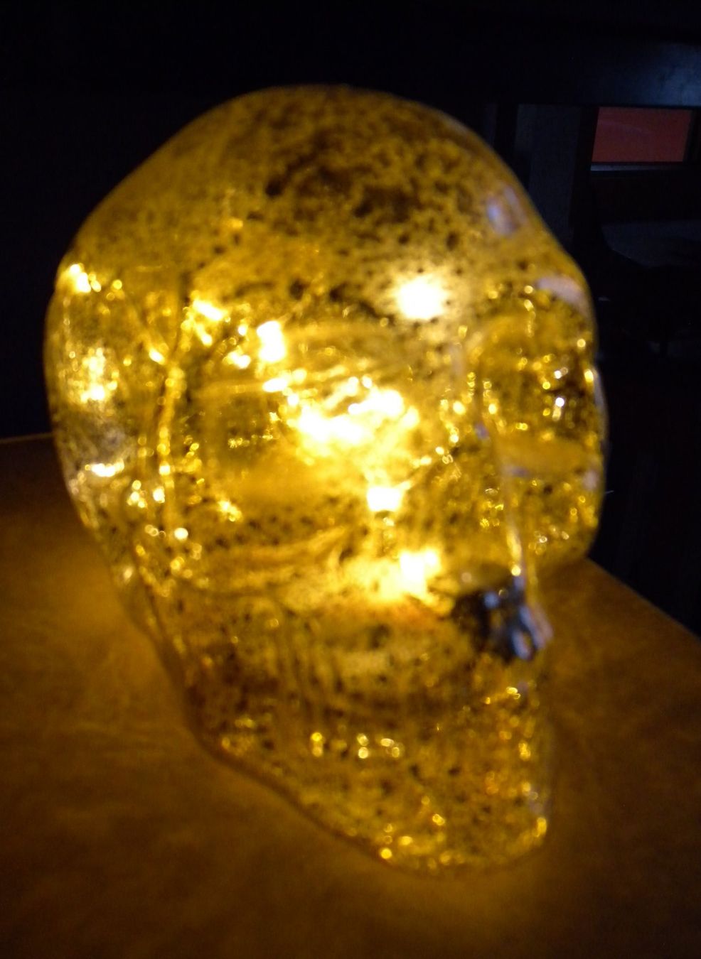 Statuette: Totenkopf mit Licht🎃 – Usato da Hauenstein venduto da Danbach