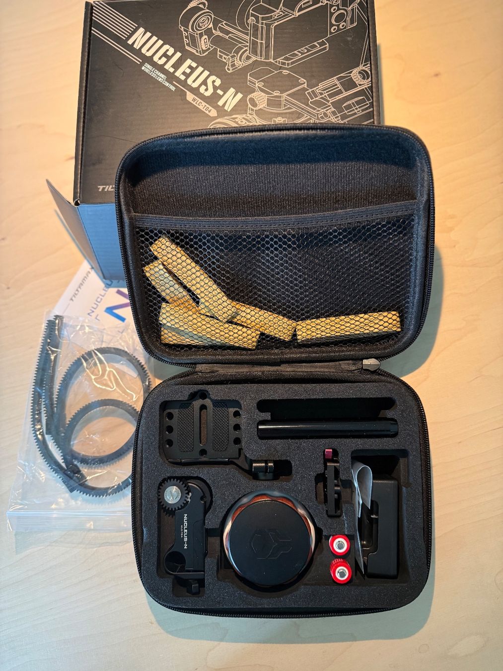 Sistema di controllo: Tilta Nucleus Nano - Lens Control System – Usato da Solothurn venduto da omtara 2