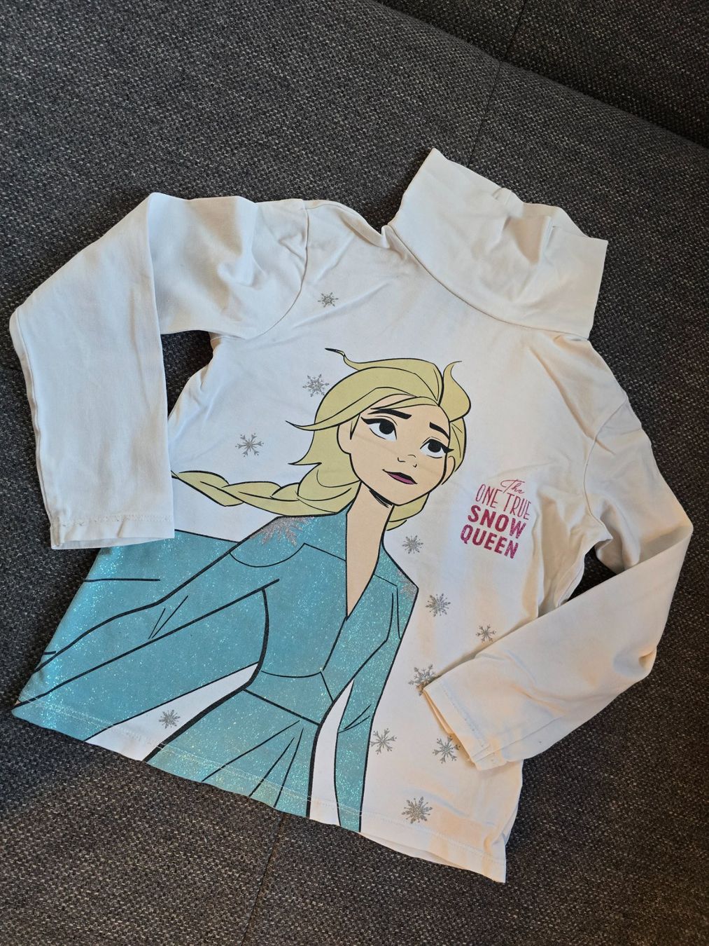 Maglioni & Felpe: Rollkragenpullover Elsa Gr. 122 – Usato da Büttikon AG venduto da Amineah