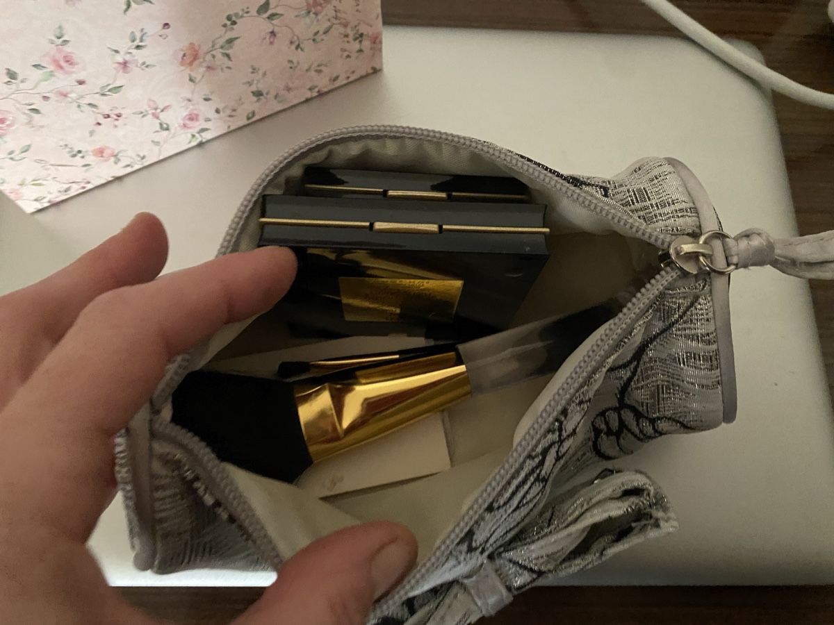Make-up: Make up und rouge – Usato da Langenthal venduto da flower101 6