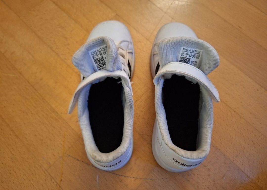 Adidas Scarpe da uomo: Sneakers von Adidas in Gr. 34 – Usato da Oberrieden venduto da man_tky9 4