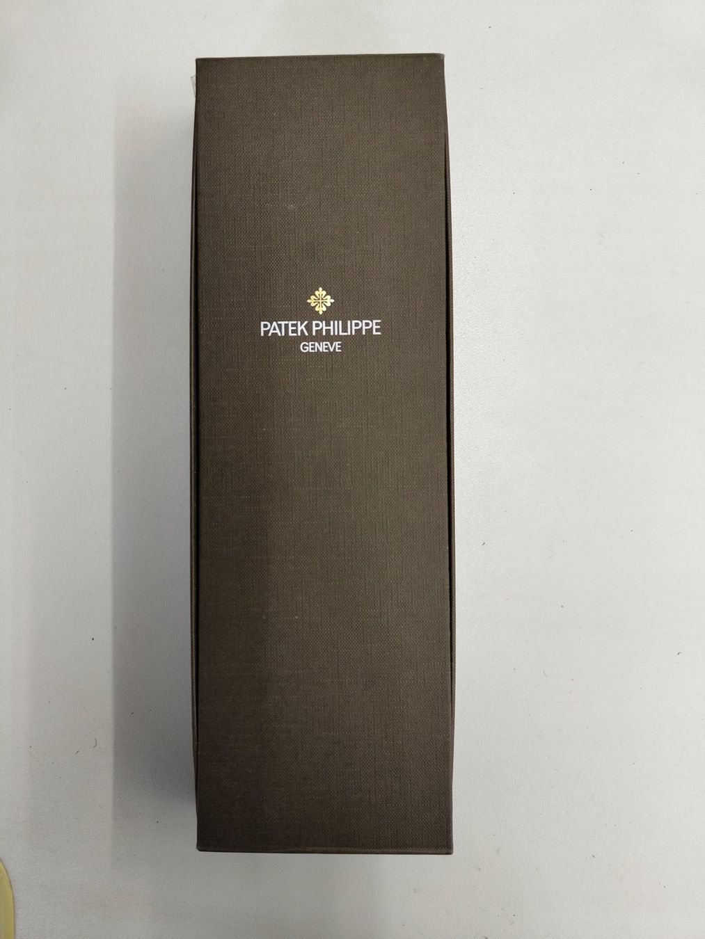 Patek Philippe Guanti & manicotti: Patek Philippe Watchmaker Gloves , Handschuhe – Nuovo (secondo la descrizione) da Zürich venduto da User24 1