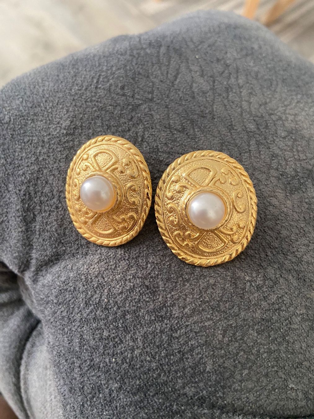 Orecchini pendenti & Orecchini a lobo: Boucle d’oreille – Usato da Montreux venduto da Perledor 1