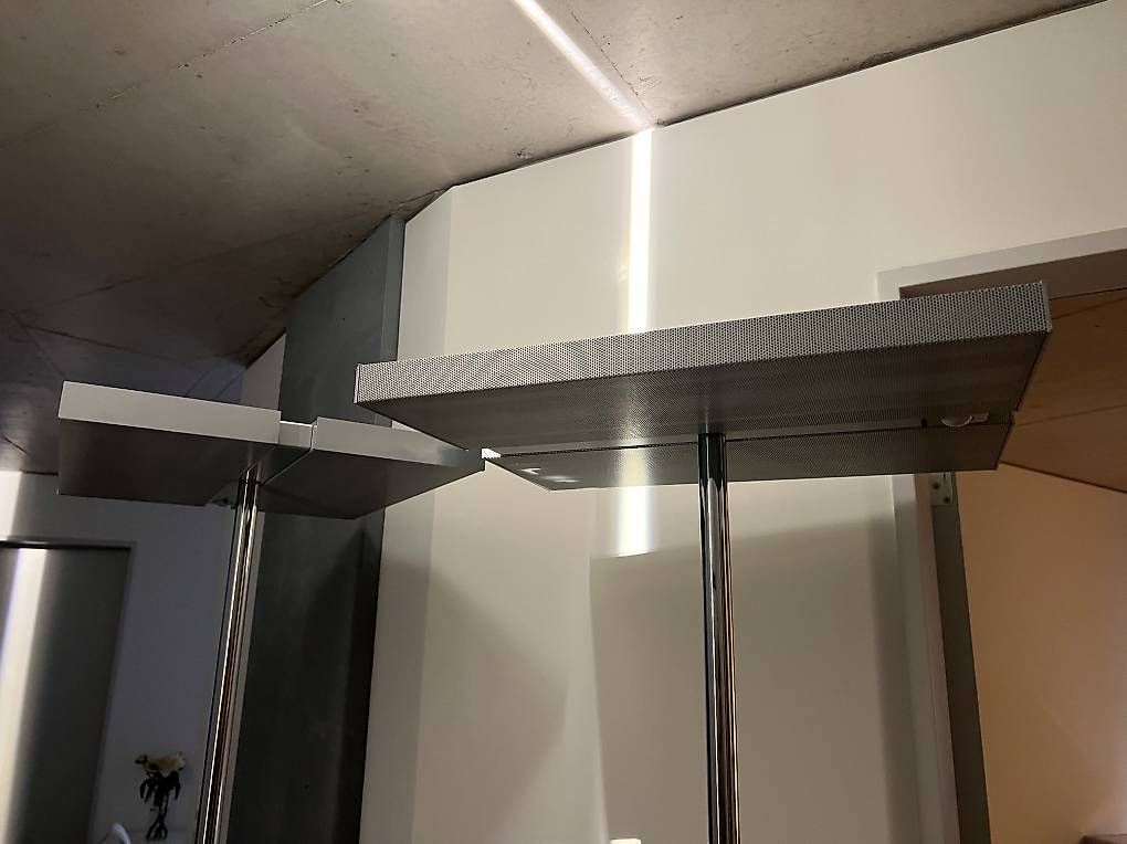 Lampen: Stehleuchte Chrom-Stahl – Gebraucht aus Zürich von Samoo01 1