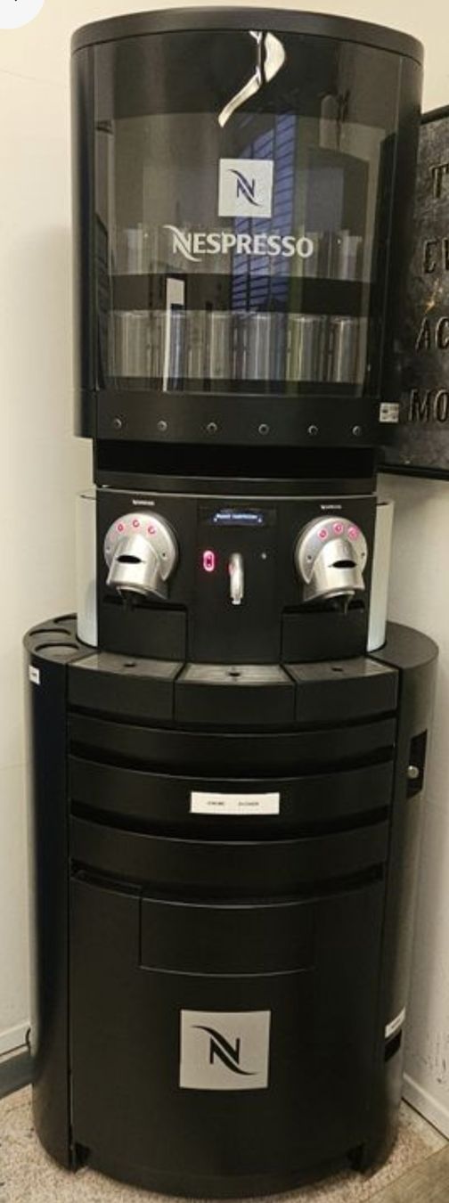 Nespresso Kaffeemaschinen & Espressomaschinen: Nespresso CS200 Tower – Gebraucht aus Bad Ragaz von A_B_C_D