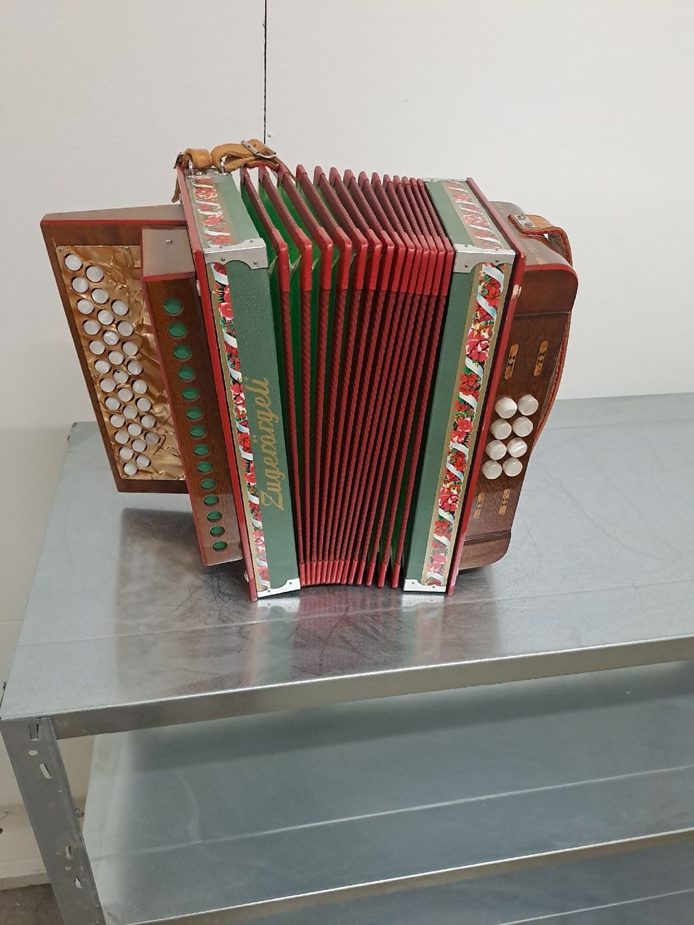 Musikinstrumente: zuger orgeli ton C – Gebraucht aus Villeneuve von BibiVintage 8