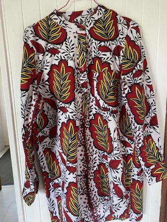 LIQUIDATION Chemisier tunique jolis motifs  rouge Taille M-L