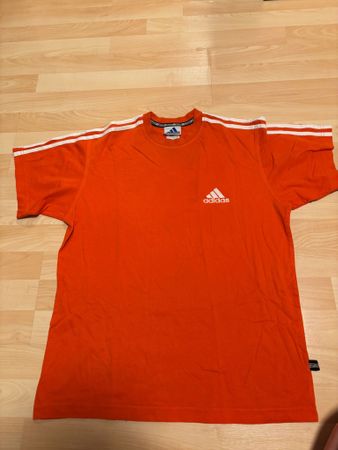 Cooles adidas T-Shirt Gr. S orange Vintage Retro