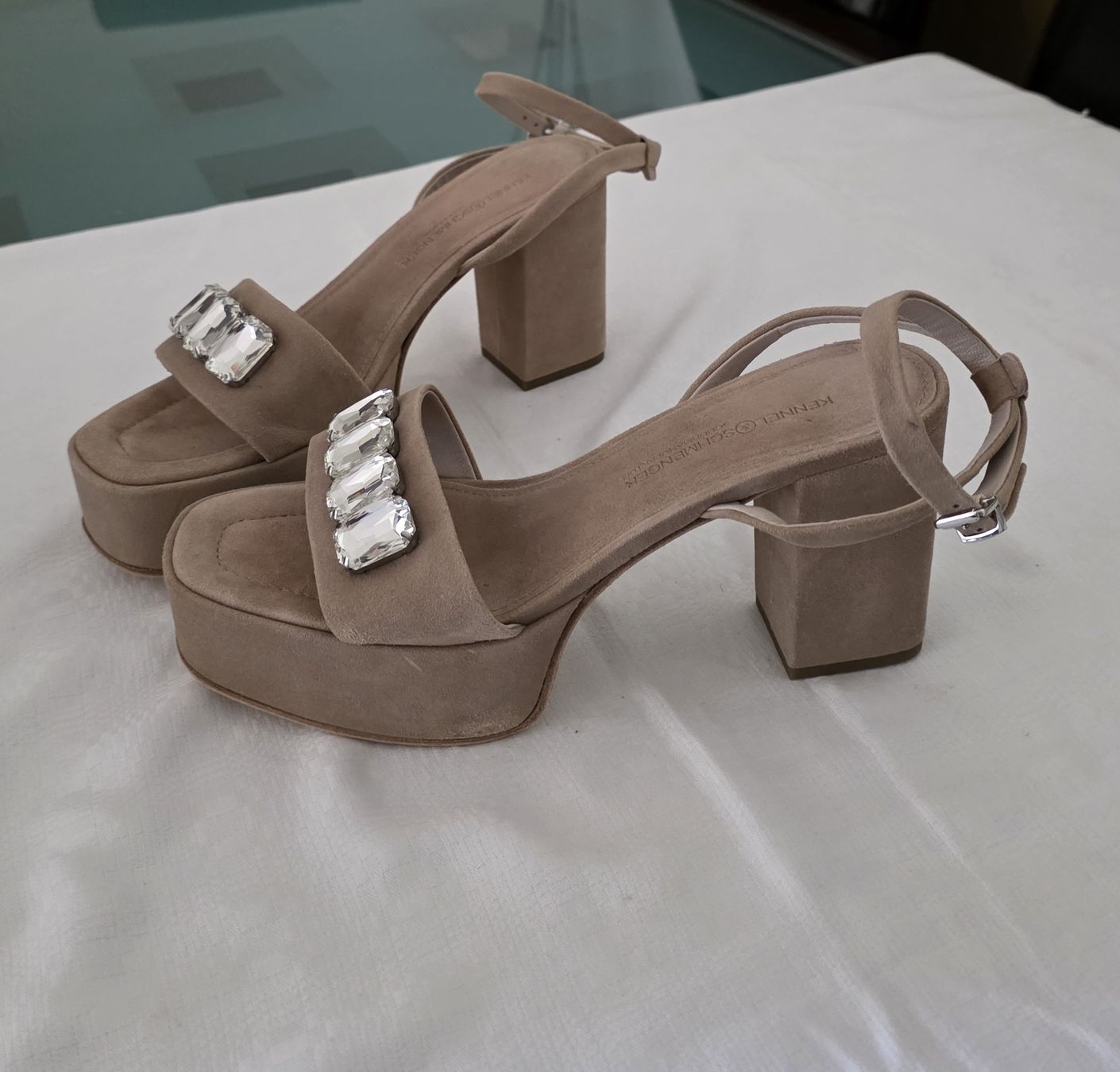 Kennel + Schmenger Scarpe da donna: Geniale "Kennel & Schmenger" Blockabsatz Sandalen Gr. 39 – Nuovo (secondo la descrizione) da Schneisingen venduto da backstore24