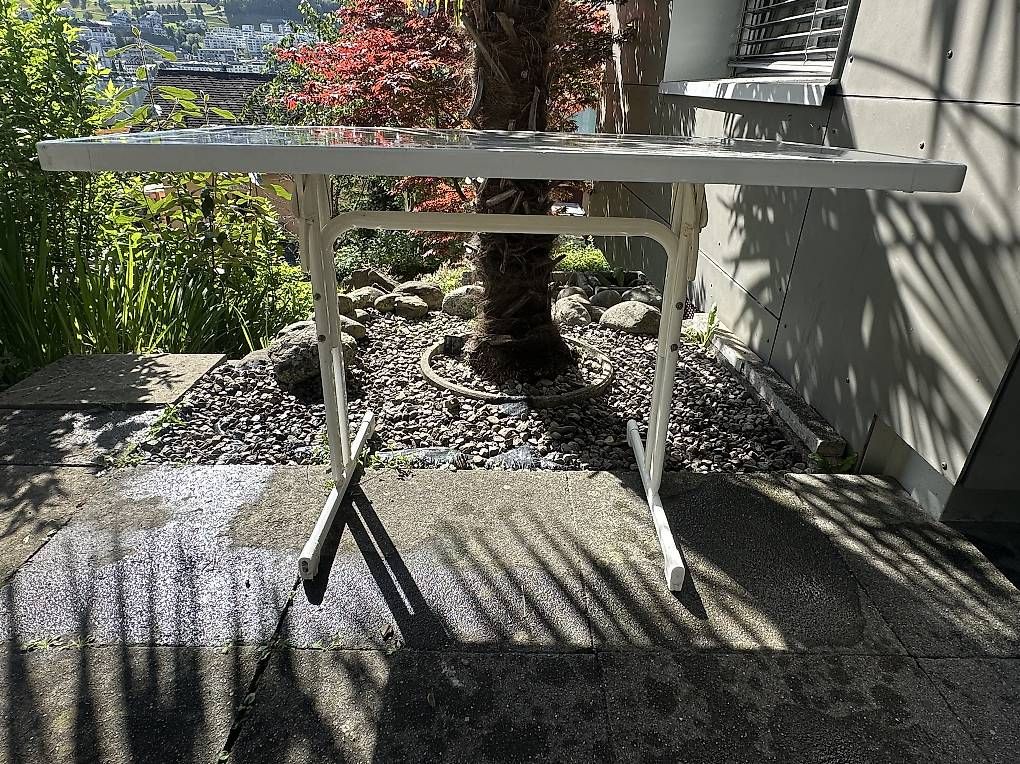 Tavoli: Garten-Tisch, klappbar, voll funktionsfähig – Usato da Küssnacht am Rigi venduto da mis_skz5 2