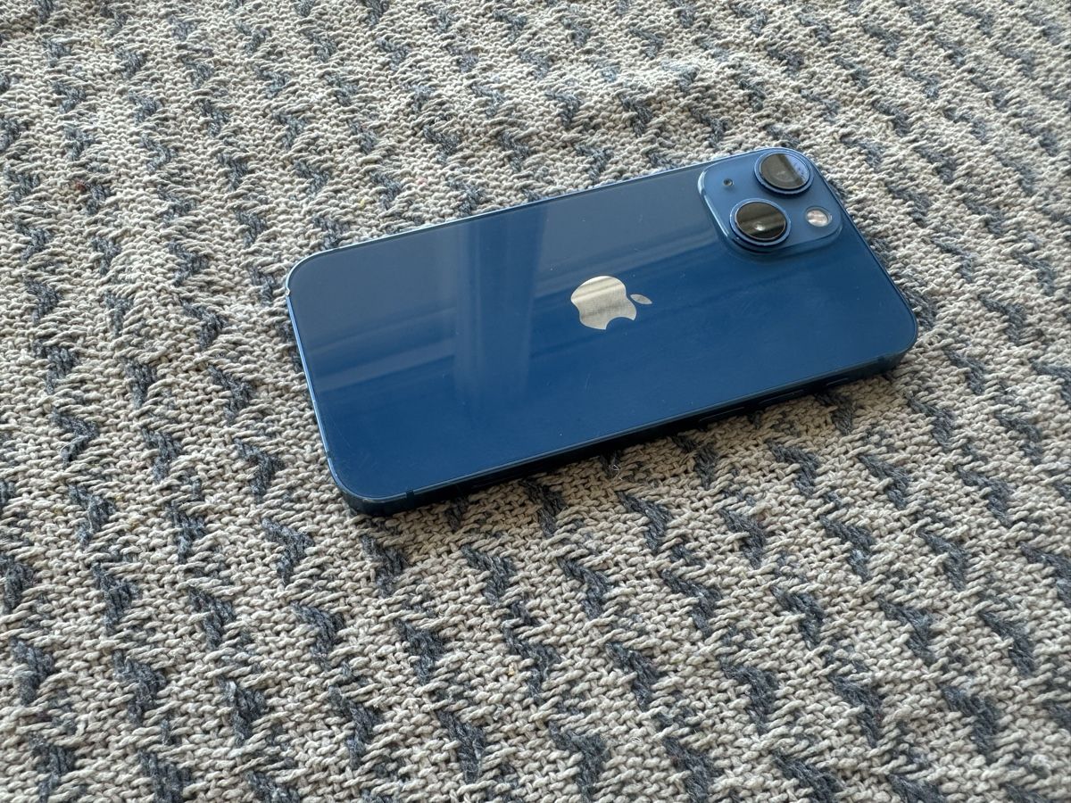 Apple Handys / Smartphones: Apple iPhone 13 Mini Blau 256GB - Defekt – Defekt aus Fahrni b. Thun von familymadech 5