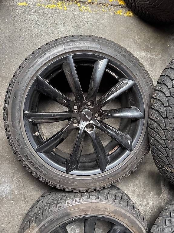 Pneumatici & Ruote complete: Tesla MX Räder – Usato da Basel venduto da rav_csh6 4