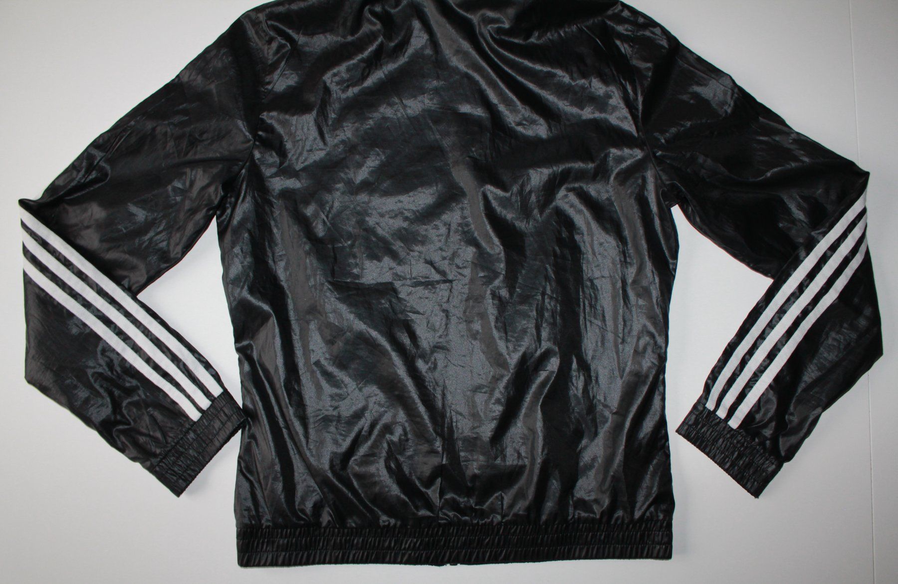 Adidas Giacche: Veste Adidas t. 34 – Usato da Peseux venduto da Gilloss 7