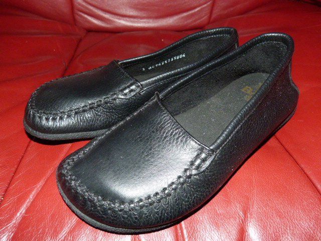 Scarpe da donna: Bär Slipper, Gr. 3,  schwarz, NEU – Nuovo (secondo la descrizione) da Nunningen venduto da Fashion-Ave51