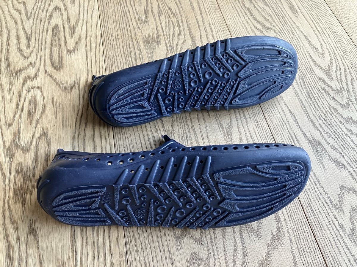 Scarpe da uomo: Badeschuhe dunkelblau Grösse 39 – Usato da Cham venduto da Liliane78 4