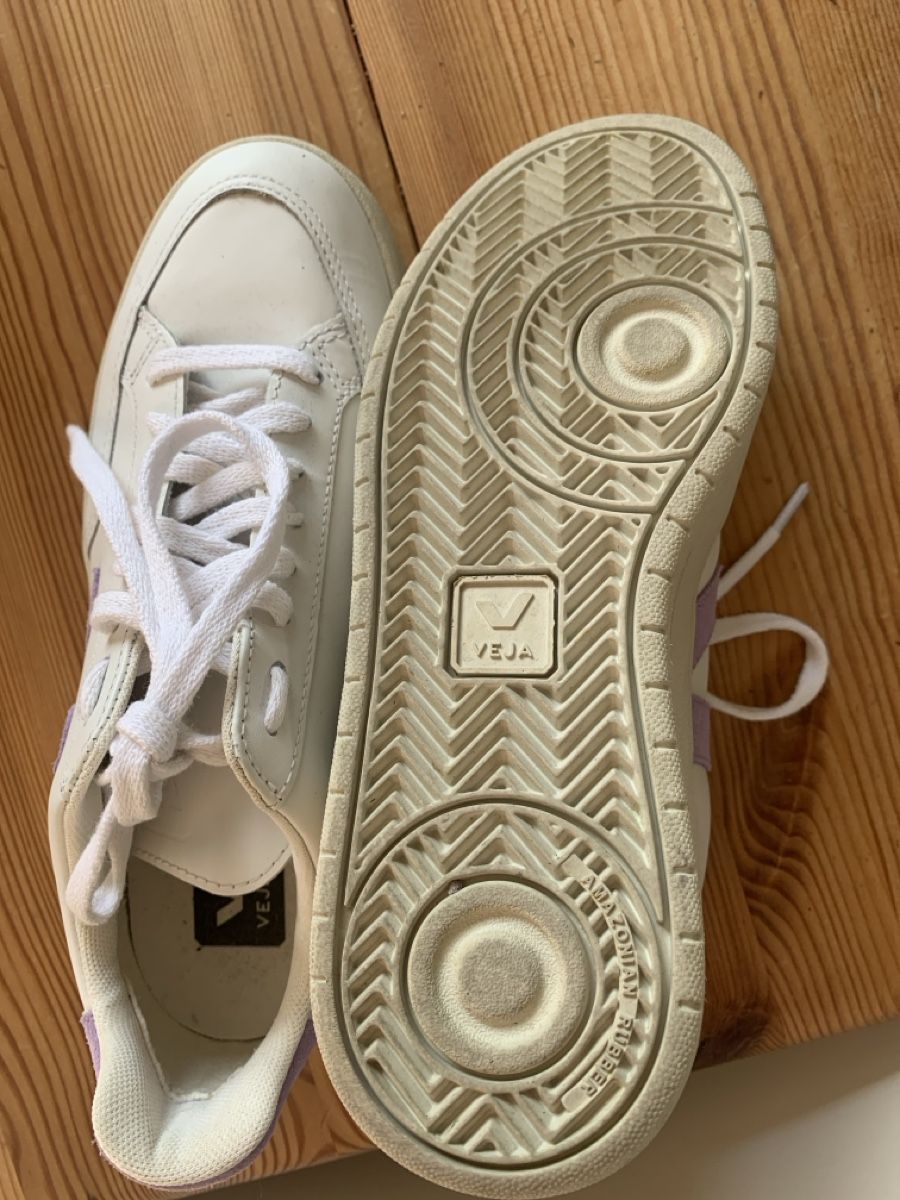 Veja Damenschuhe: Neuwertiger Veja Sneaker Gr. 39 – Gebraucht aus Amriswil von rah_hd2j 4