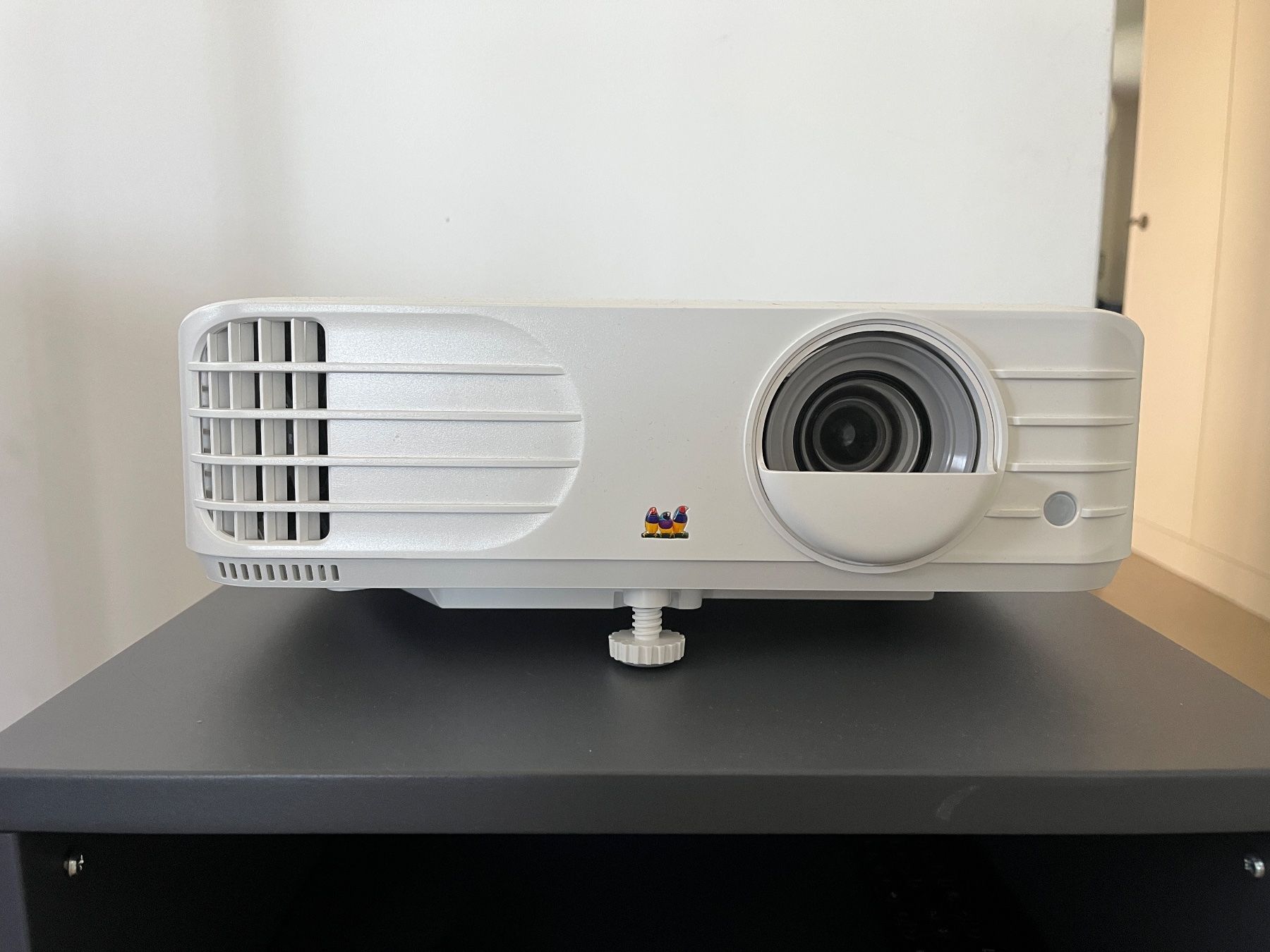 Viewsonic Proiettori: ViewSonic PX701-4K 3200 Lumens 4K – Usato da Genève venduto da beboploola
