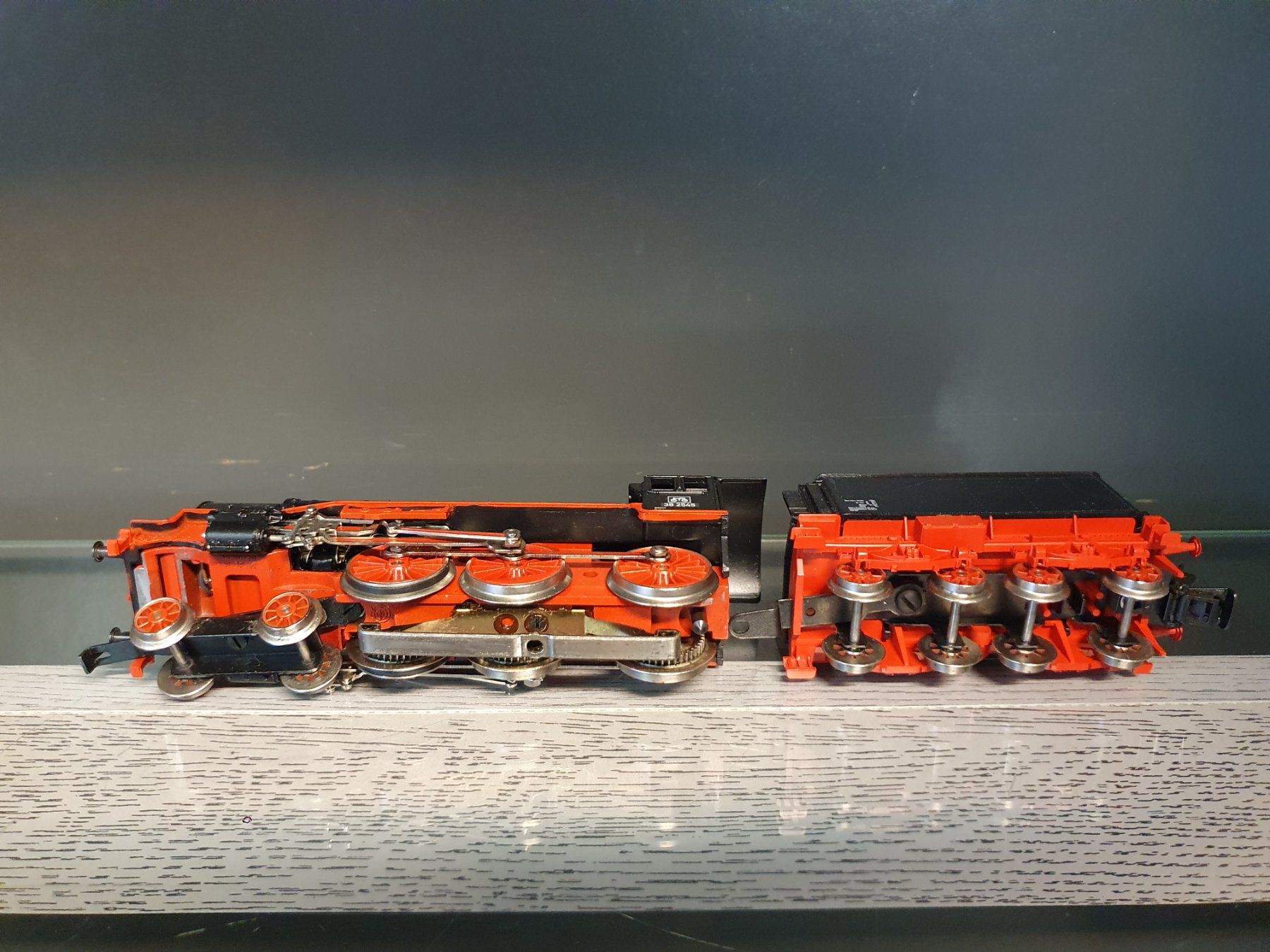 Märklin Modellini di ferrovie: MÄRKLIN: SCHNELLZUGDAMPFLOK P8 DELTA/DIGITAL – Usato da Biglen venduto da taunus82 4