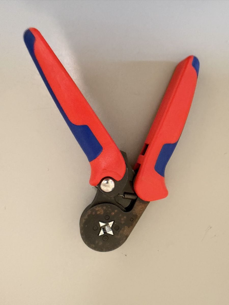 Knipex Tutti gli attrezzi: Knipex Presszange  – Usato da Zürich venduto da papaplatte 4