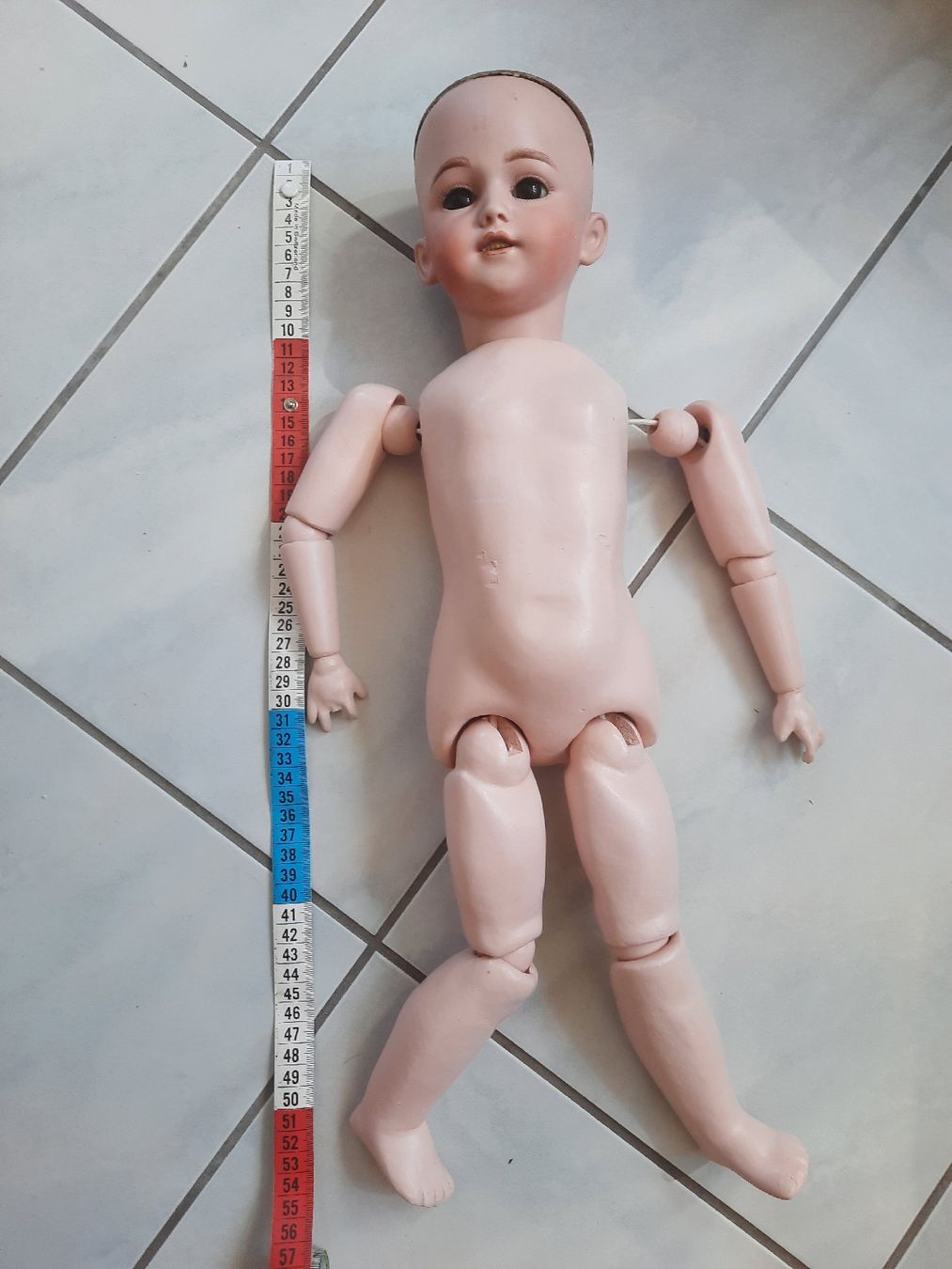 Poupées: POUPÉE, 52 cm. – D'occasion à Le Locle par marylise01