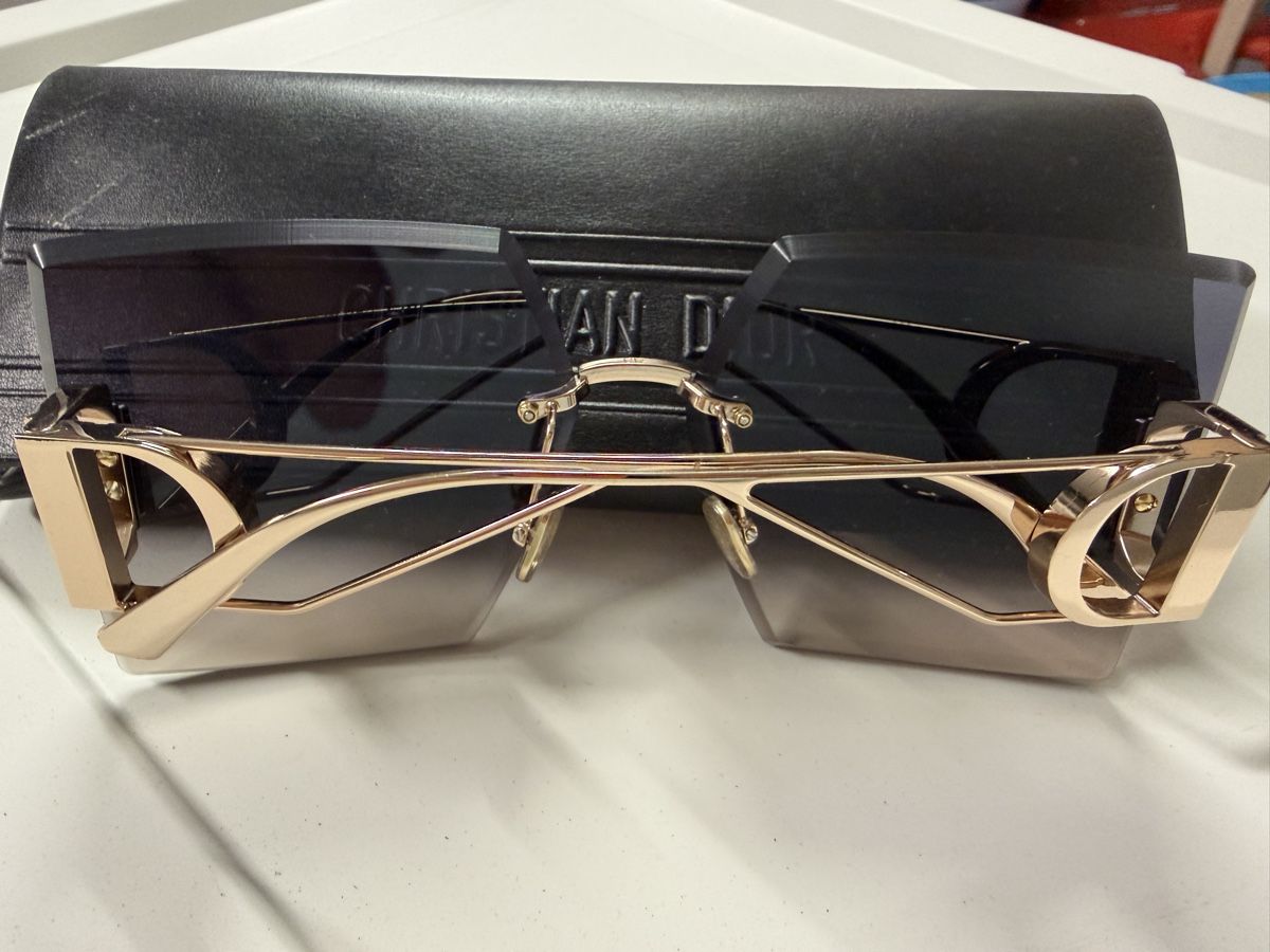 Dior Occhiali & Lenti: Christian Dior Sonnenbrille Oversize Gold/Gradient – Nuovo (secondo la descrizione) da Reitnau venduto da MsTiff 1