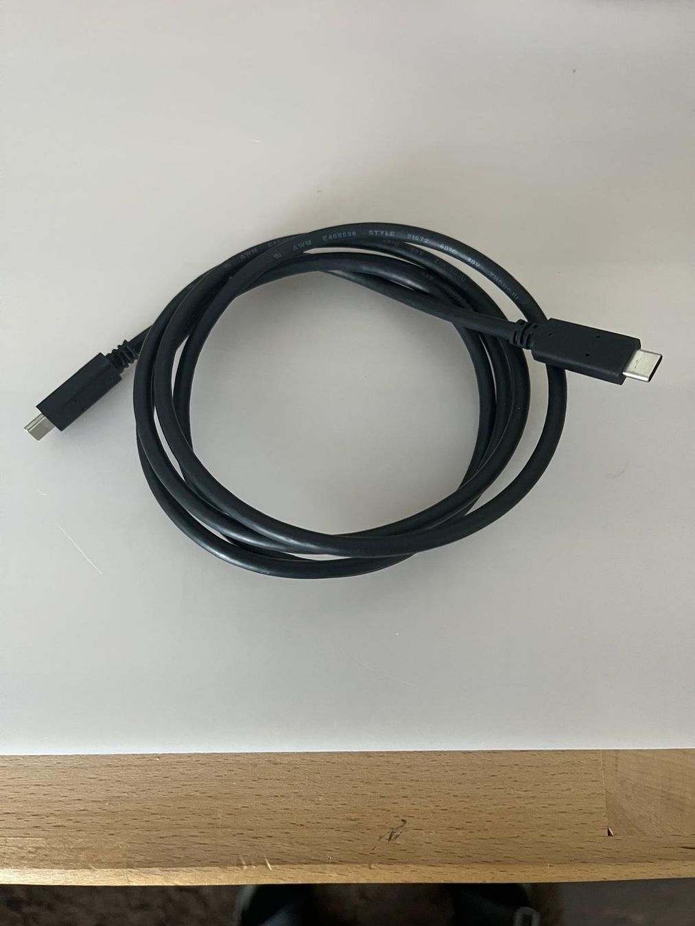 Docking station: 1m 60W USB C auf USB C Original Ladekabel Gewebtes Datenkabe – Usato da Egnach venduto da planus 1